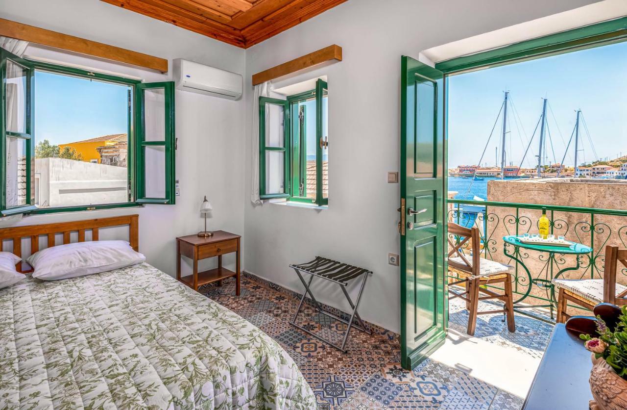 Matinas House Apartment Chalki Town Bagian luar foto